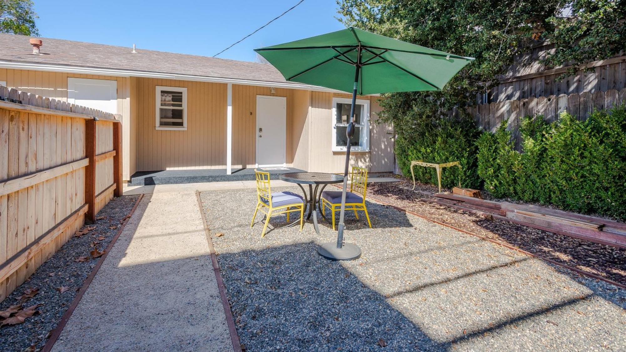 Solvang Bungalow B Exterior photo